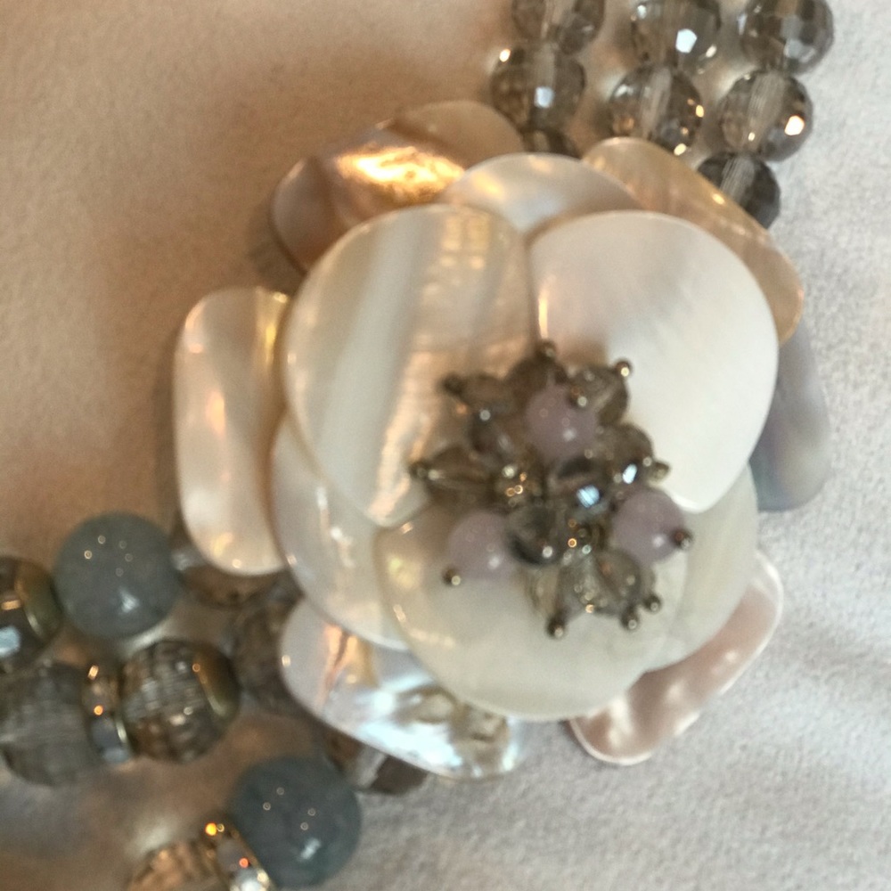 necklace - Picture 3 of 5